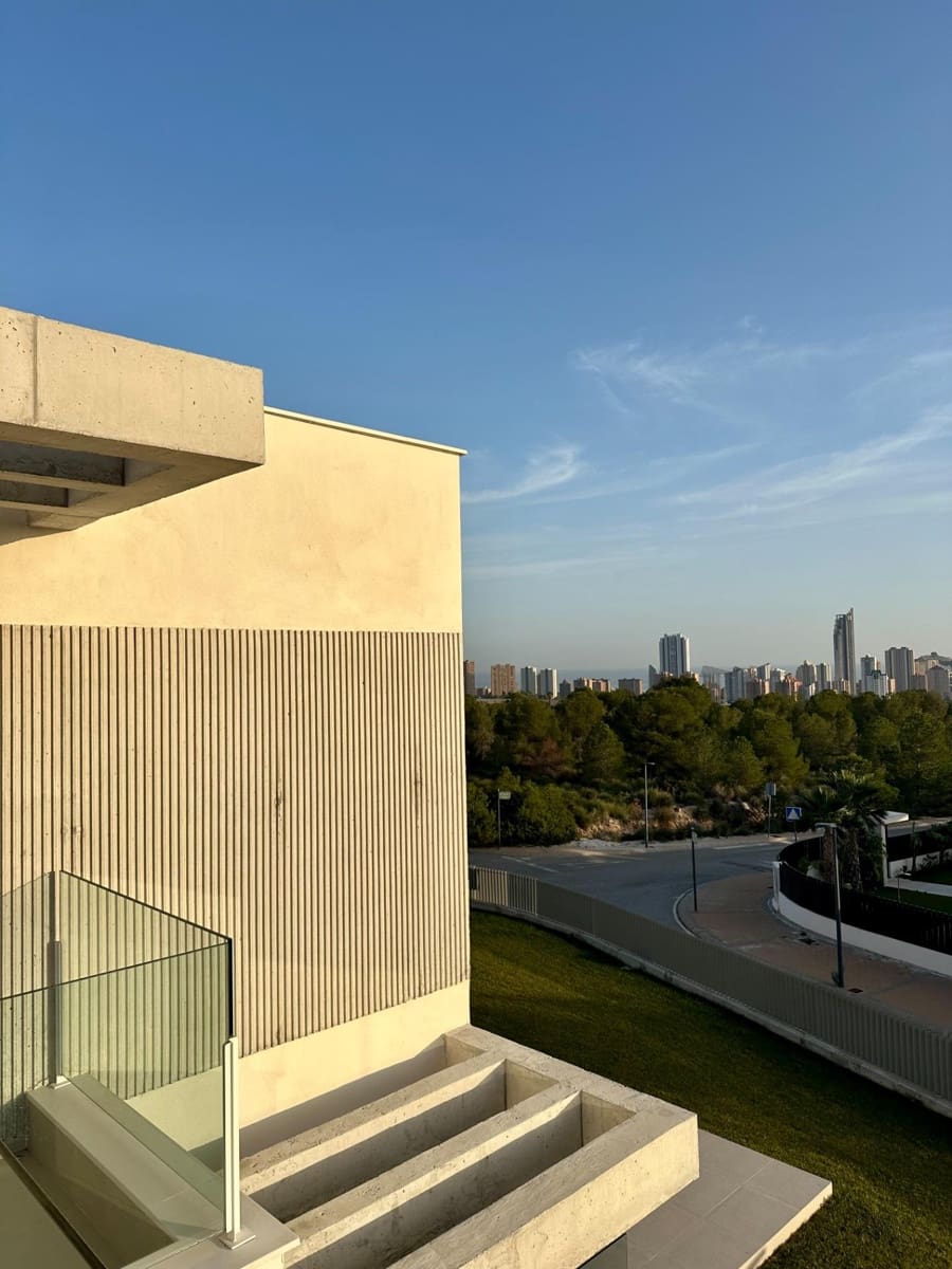 3 bedroom Villa for sale in Finestrat with pool garage - € 807,000 (Ref: 9085225)