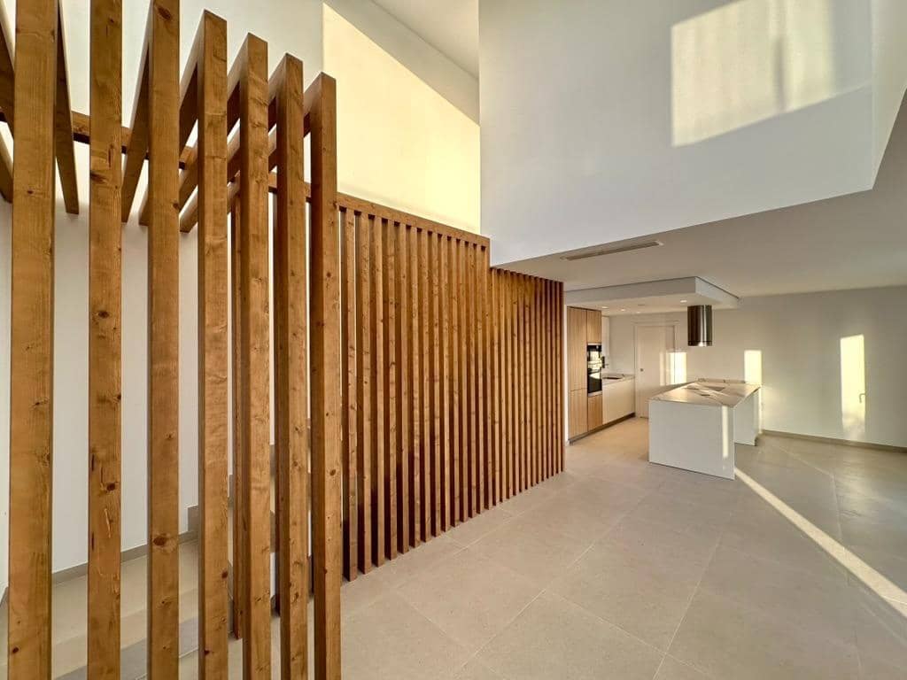 3 bedroom Villa for sale in Finestrat with pool garage - € 895,000 (Ref: 9085225)