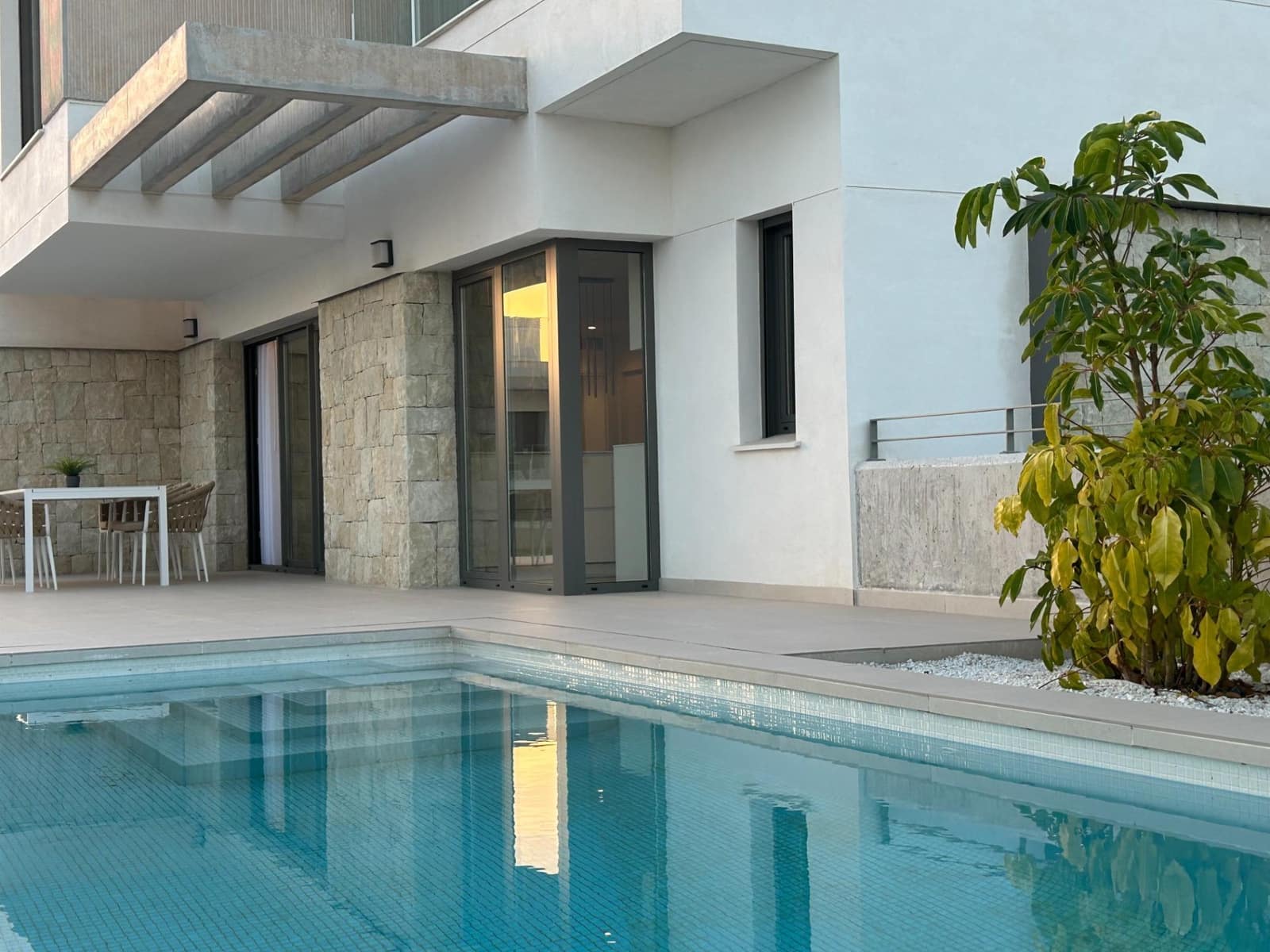 3 bedroom Villa for sale in Finestrat with pool garage - € 895,000 (Ref: 9085225)