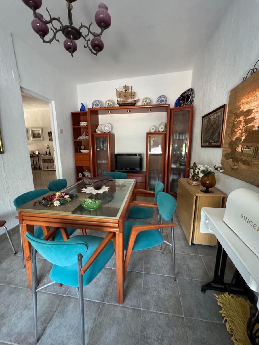 4 bedroom Villa for sale in Albatera with pool - € 385,000 (Ref: 9107128)