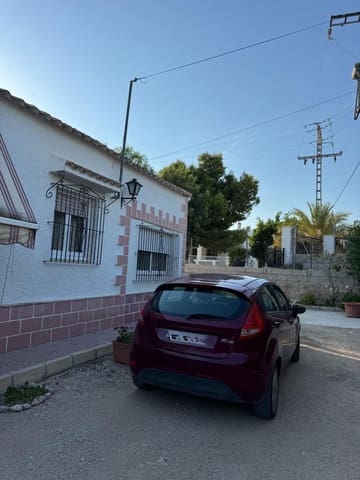 4 bedroom Villa for sale in Albatera with pool - € 385,000 (Ref: 9107128)