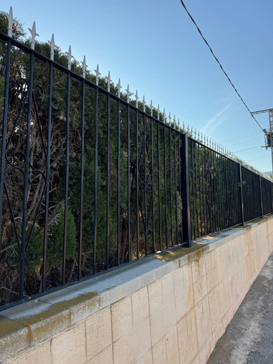 4 bedroom Villa for sale in Albatera with pool - € 385,000 (Ref: 9107128)