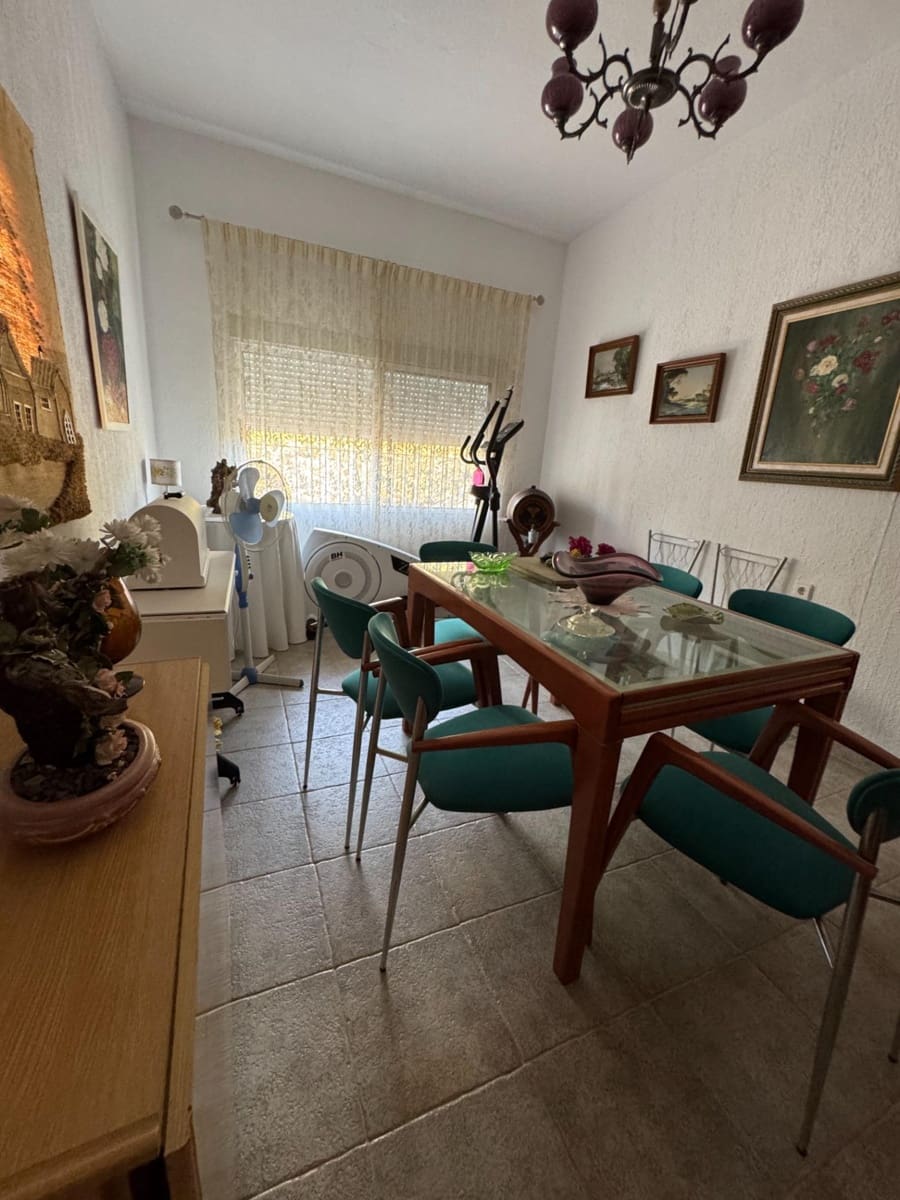 4 bedroom Villa for sale in Albatera with pool - € 385,000 (Ref: 9107128)