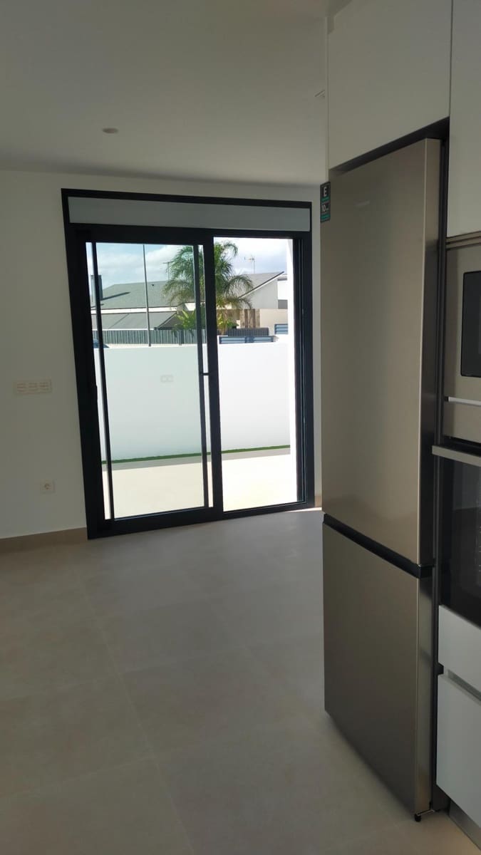 3 bedroom Villa for sale in Daya Nueva with pool - € 359,900 (Ref: 9143869)