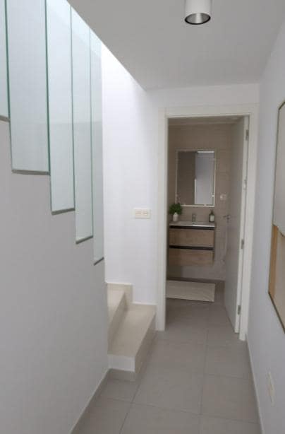 Bungalow de 2 habitaciones en Gran Alacant en venta - 299.000 € (Ref: 9561749)