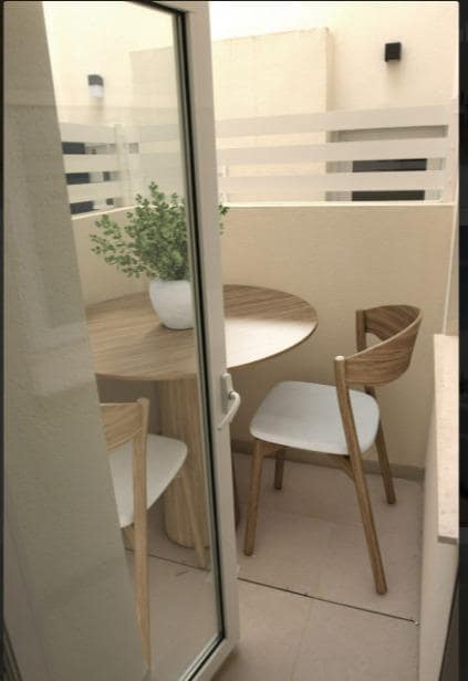 Bungalow de 2 habitaciones en Gran Alacant en venta - 299.000 € (Ref: 9561749)