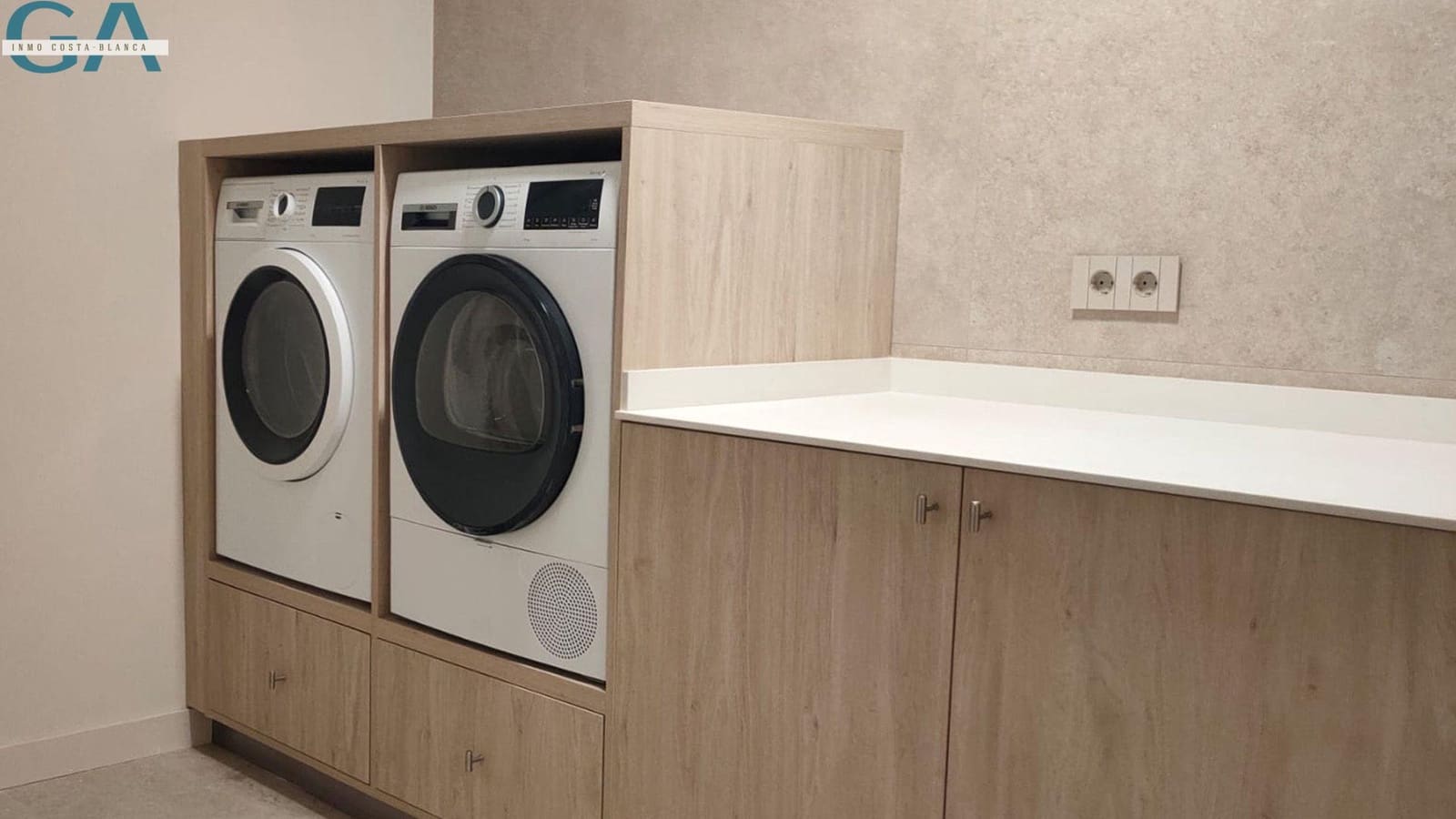 4 sypialnia Willa na sprzedaż w Dona Pepa z garażem - 736 500 € (Ref: 9644980)