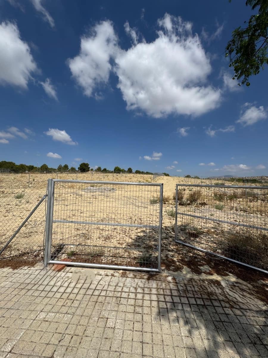 Tomt till salu i Monforte del Cid - 140 000 € (Ref: 9770615)