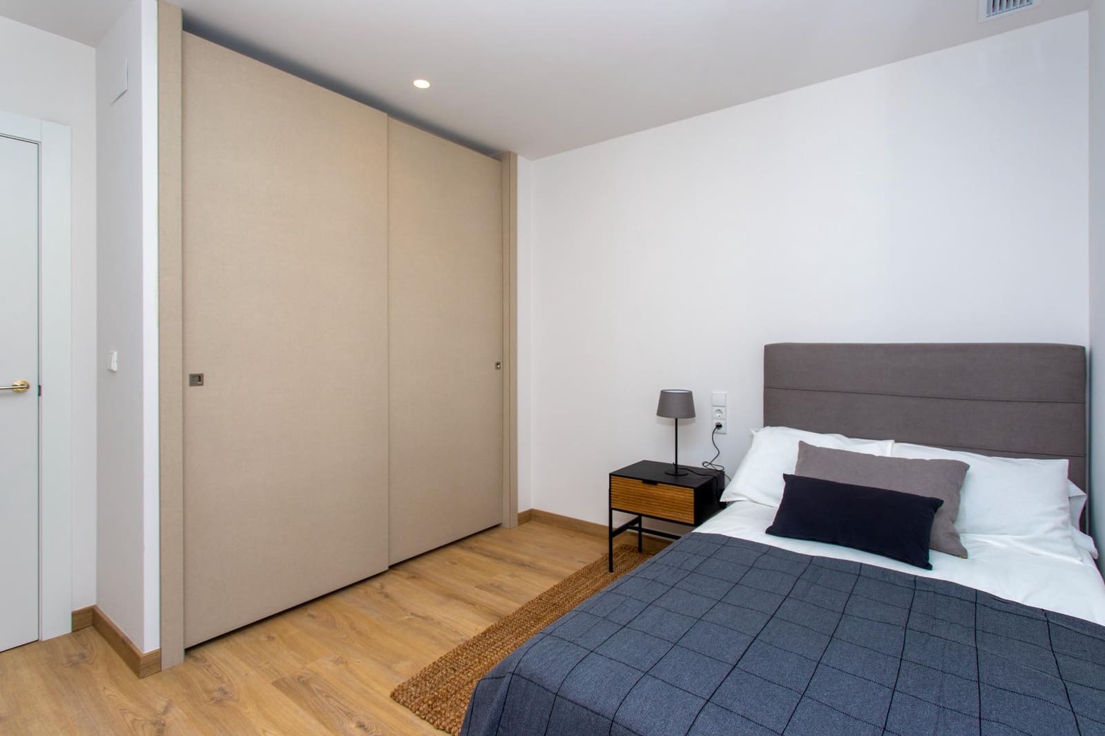 3 quarto Moradia Geminada para venda em Monforte del Cid com piscina garagem - 365 000 € (Ref: 9867391)