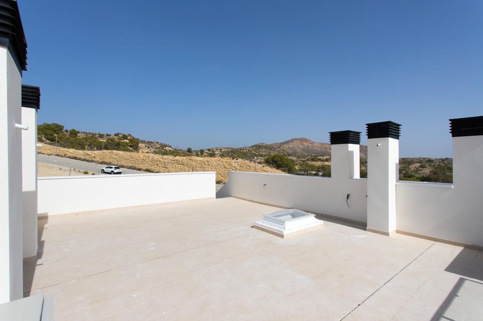 3 quarto Moradia Geminada para venda em Monforte del Cid com piscina garagem - 365 000 € (Ref: 9867391)