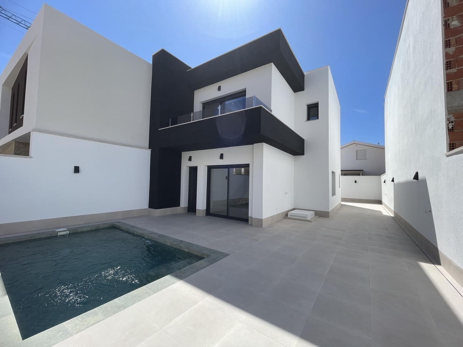 3 bedroom Villa for sale in Heredades with pool - € 359,900 (Ref: 9867393)