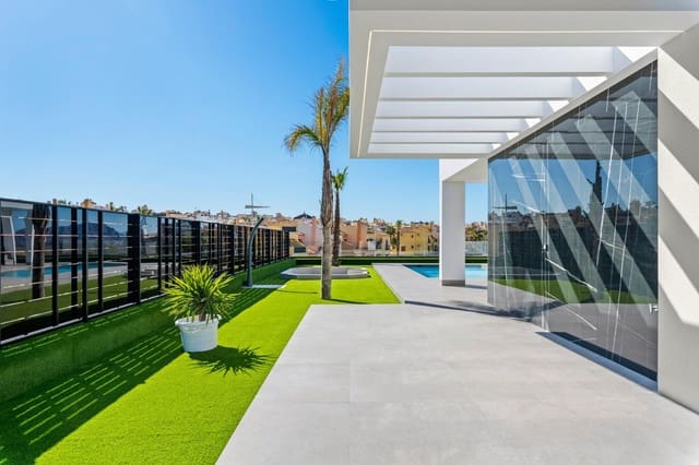 Chalet de 3 habitaciones en Algorfa en venta con piscina garaje - 670.000 € (Ref: 9873485)