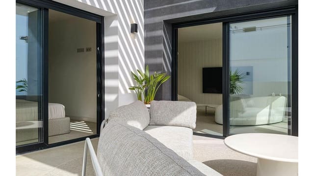 4 soveværelse Villa til salg i Doña Pepa, Rojales med garage - € 810.000 (Ref: 9878780)
