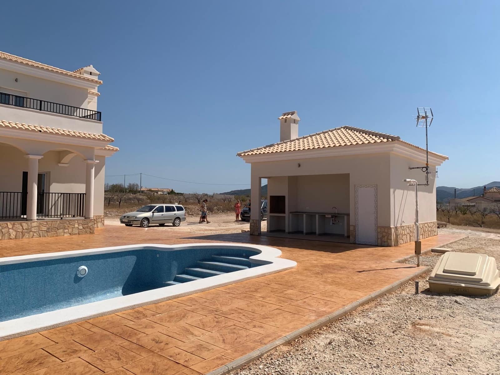 4 slaapkamer Villa te koop in Pinoso met zwembad garage - € 423.000 (Ref: 9881916)