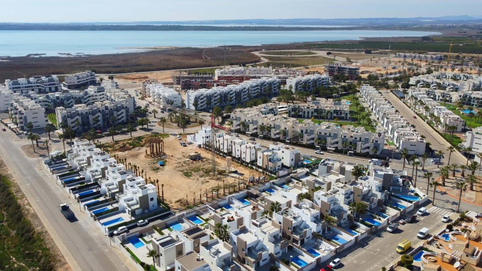 2 quarto Apartamento para venda em El Raso com piscina - 299 000 € (Ref: 9896311)