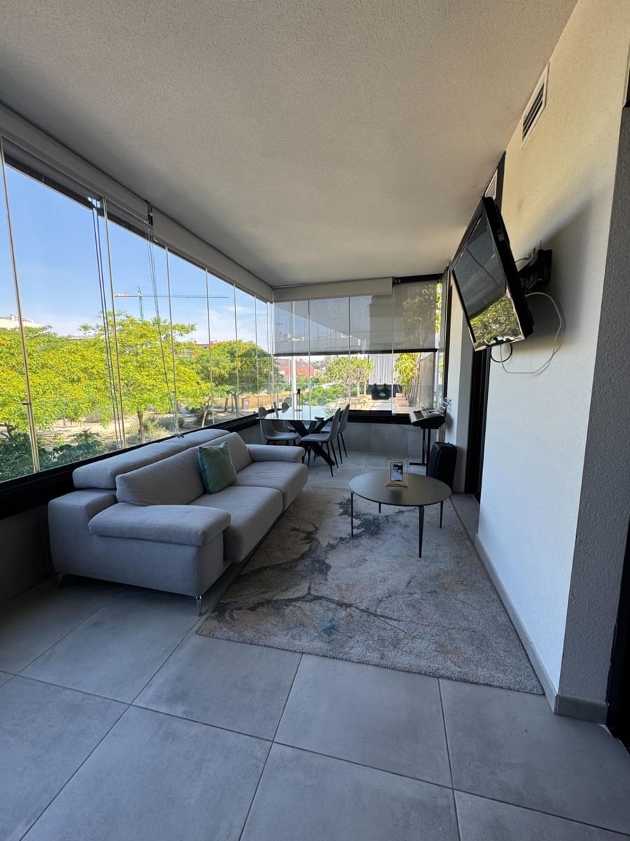 3 soverom Leilighet til salgs i Elche / Elx med svømmebasseng garasje - € 354 000 (Ref: 9907575)
