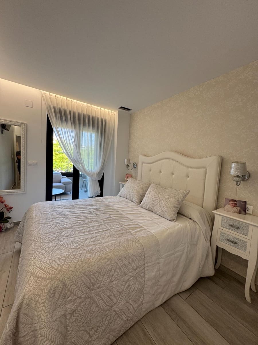 3 soverom Leilighet til salgs i Elche / Elx med svømmebasseng garasje - € 354 000 (Ref: 9907575)