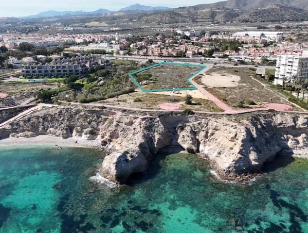 Adosado de 3 habitaciones en El Campello en venta con piscina garaje - 537.000 € (Ref: 9943650)