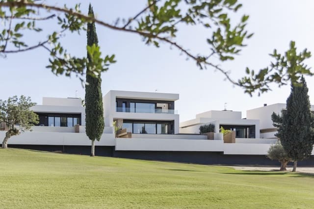3 soveværelse Villa til salg i Algorfa med swimmingpool garage - € 1.800.000 (Ref: 9949760)