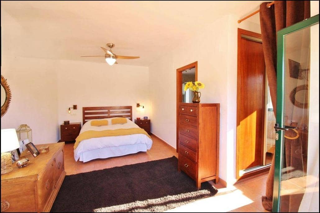 4 bedroom Villa for sale in Muchamiel / Mutxamel with pool garage - € 698,000 (Ref: 9986856)