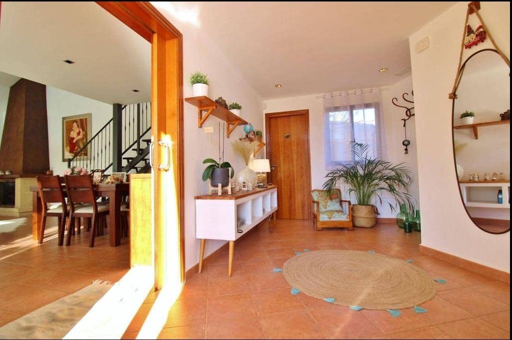 4 bedroom Villa for sale in Muchamiel / Mutxamel with pool garage - € 698,000 (Ref: 9986856)