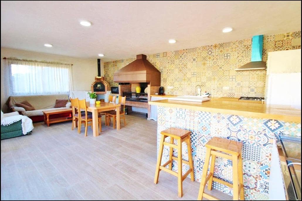 4 bedroom Villa for sale in Muchamiel / Mutxamel with pool garage - € 698,000 (Ref: 9986856)