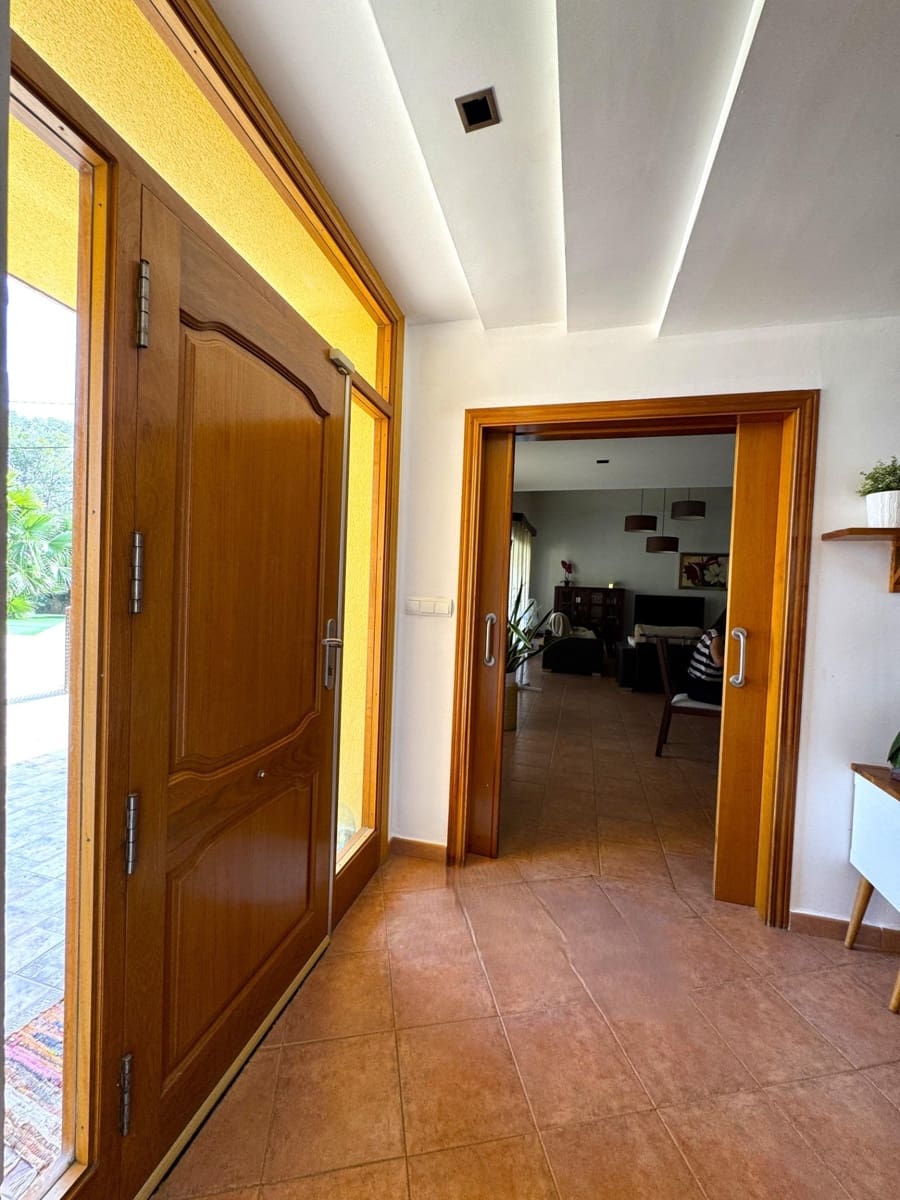 4 bedroom Villa for sale in Muchamiel / Mutxamel with pool garage - € 698,000 (Ref: 9986856)