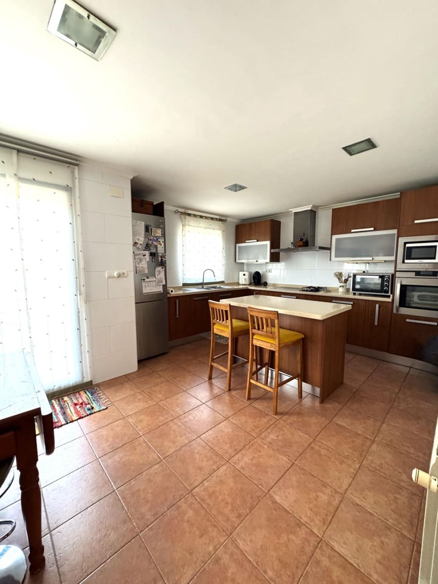 4 bedroom Villa for sale in Muchamiel / Mutxamel with pool garage - € 698,000 (Ref: 9986856)