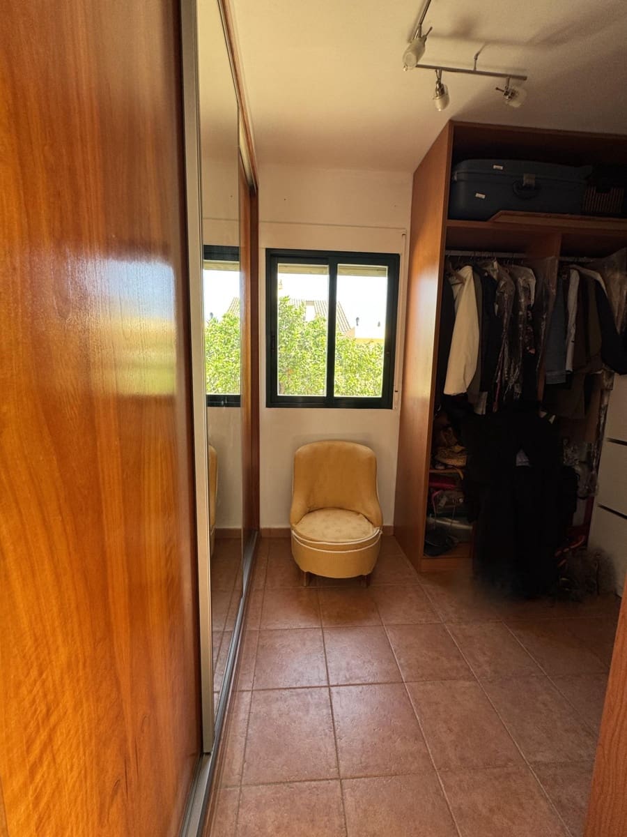 4 bedroom Villa for sale in Muchamiel / Mutxamel with pool garage - € 698,000 (Ref: 9986856)