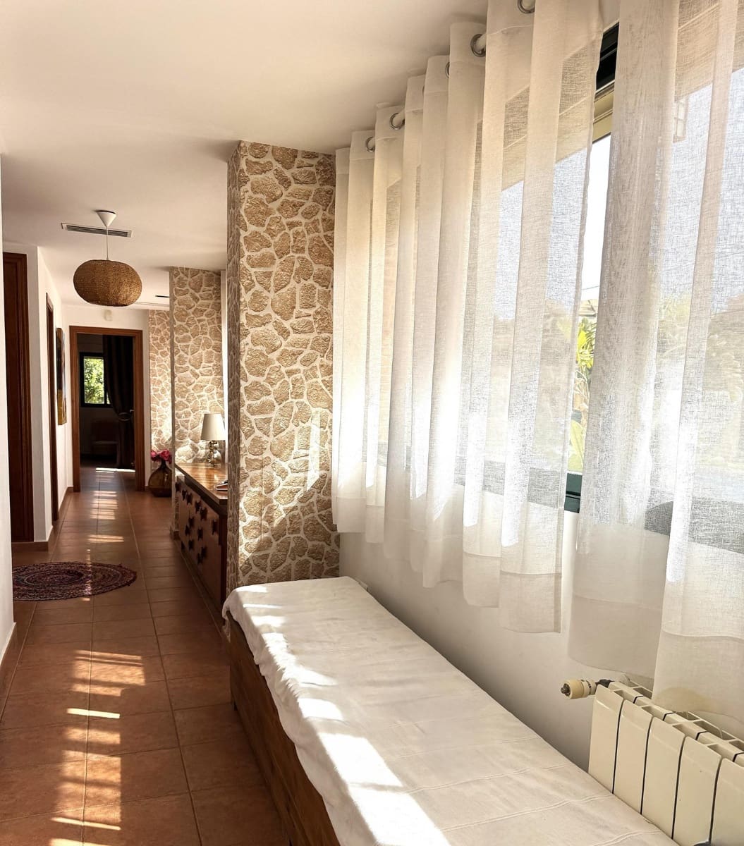 4 bedroom Villa for sale in Muchamiel / Mutxamel with pool garage - € 698,000 (Ref: 9986856)