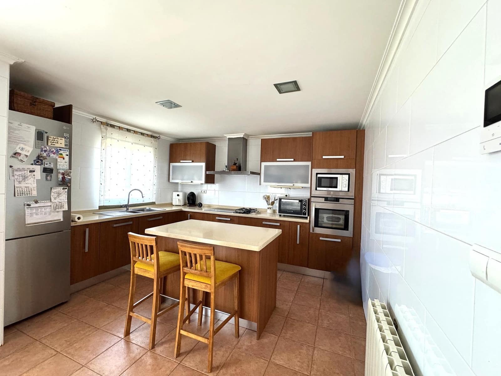 4 bedroom Villa for sale in Muchamiel / Mutxamel with pool garage - € 698,000 (Ref: 9986856)
