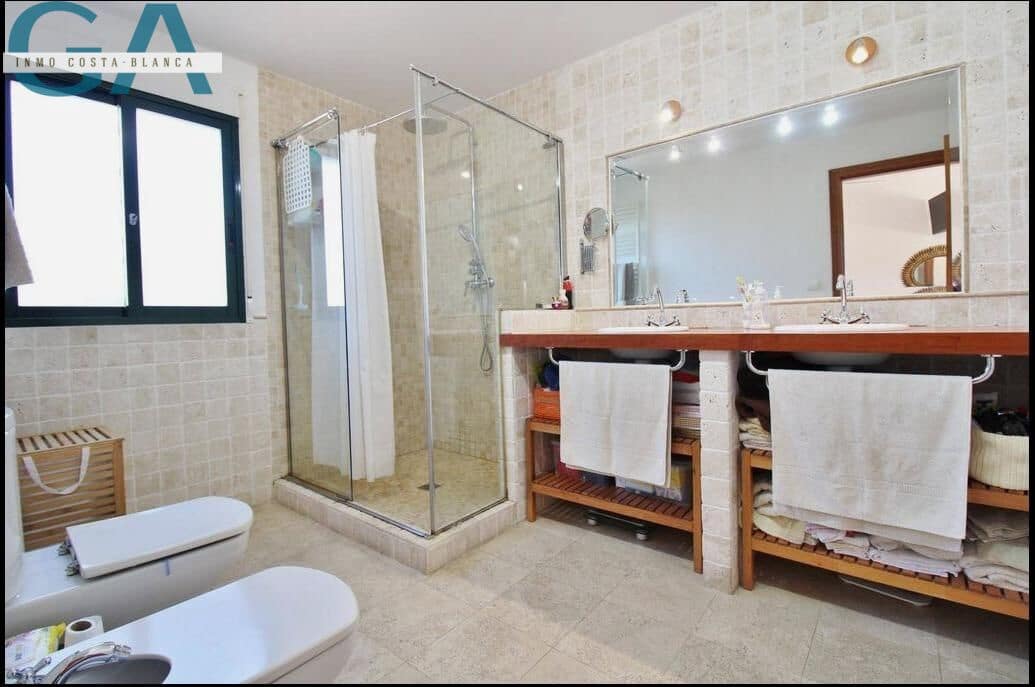 3 bedroom Villa for sale in Muchamiel / Mutxamel with pool garage - € 698,000 (Ref: 9986856)