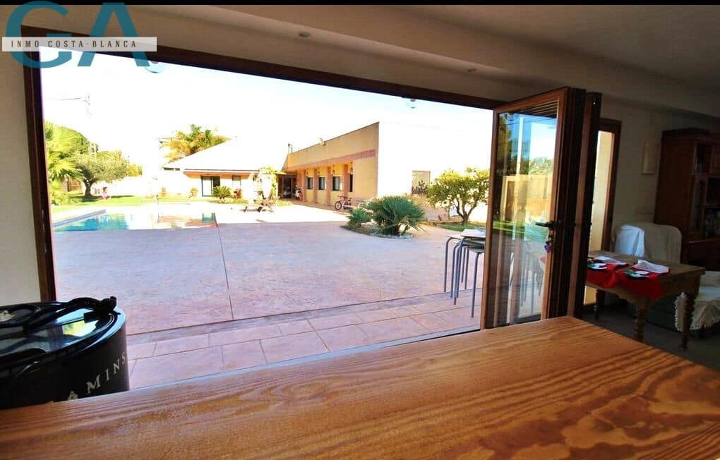 3 bedroom Villa for sale in Muchamiel / Mutxamel with pool garage - € 698,000 (Ref: 9986856)