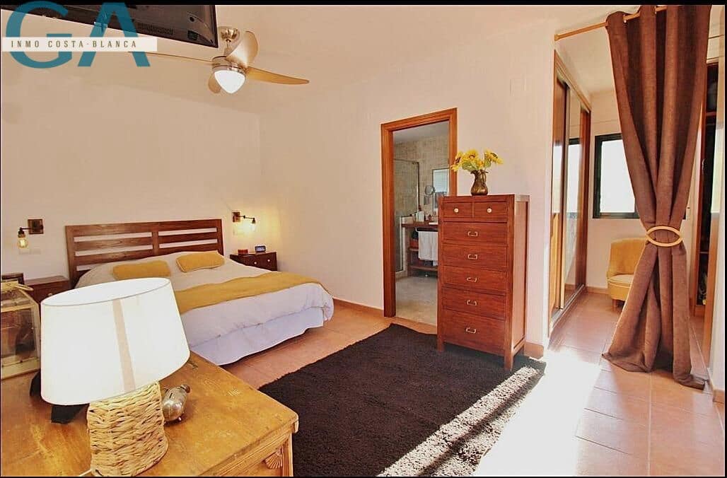 3 bedroom Villa for sale in Muchamiel / Mutxamel with pool garage - € 698,000 (Ref: 9986856)