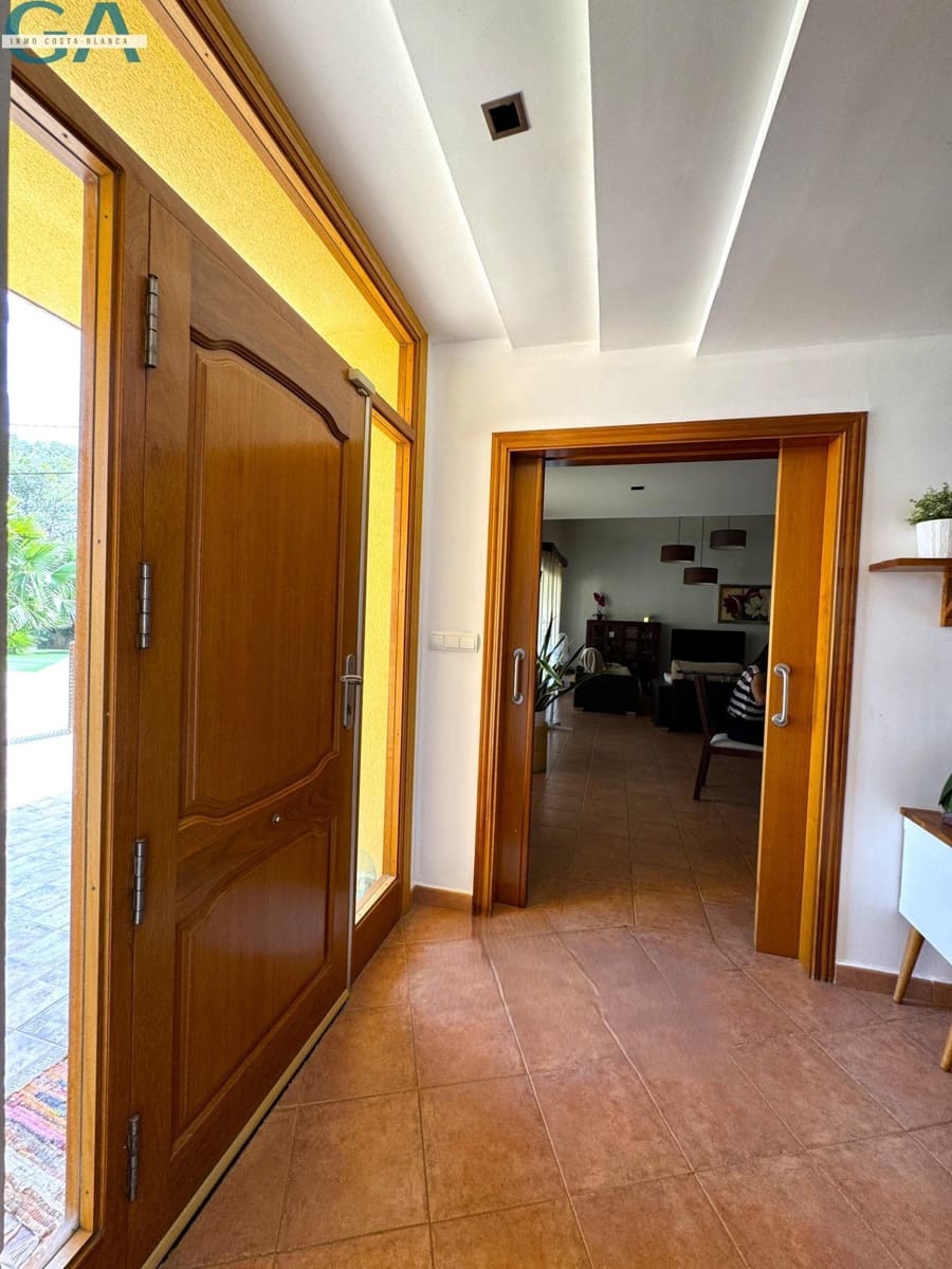 3 bedroom Villa for sale in Muchamiel / Mutxamel with pool garage - € 698,000 (Ref: 9986856)