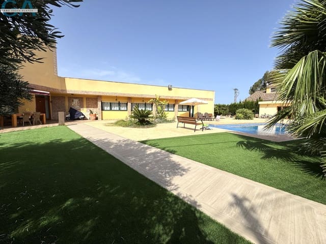 3 bedroom Villa for sale in Muchamiel / Mutxamel with pool garage - € 698,000 (Ref: 9986856)