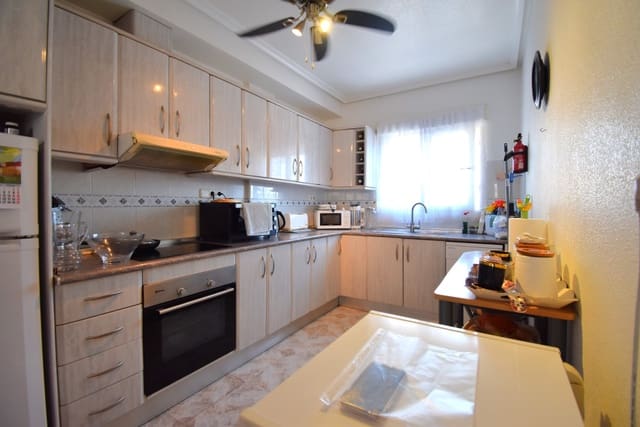 4 sypialnia Dom na sprzedaż w Playa Flamenca, Orihuela z basenem garażem - 290 000 € (Ref: 10005971)