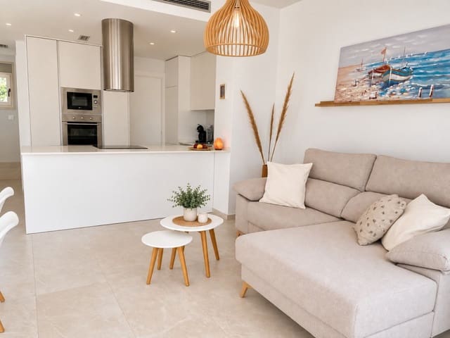 3 soverom Villa til salgs i San Miguel de Salinas med svømmebasseng garasje - € 580 000 (Ref: 10005973)