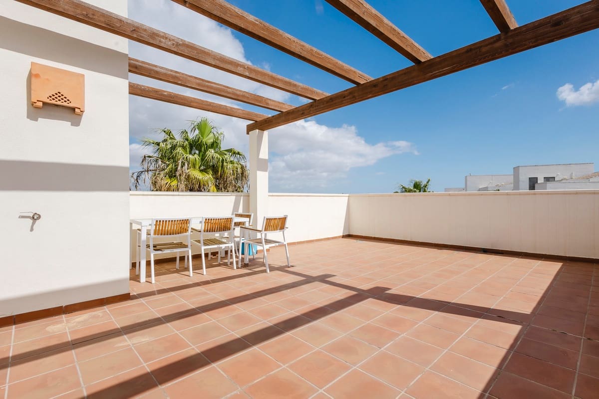 2 soveværelse Penthouse til salg i Orihuela med swimmingpool garage - € 315.000 (Ref: 10005976)