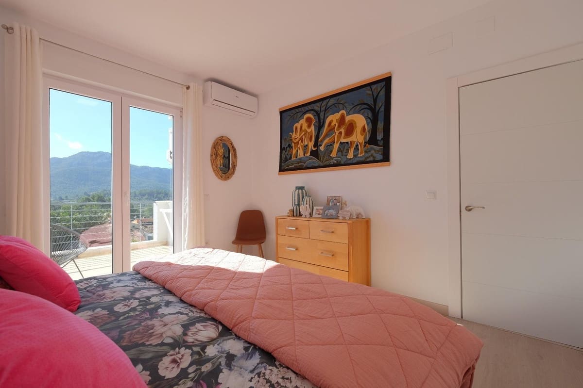 2 sypialnia Willa na sprzedaż w Alcalali / Alcanali z basenem garażem - 349 000 € (Ref: 10005977)