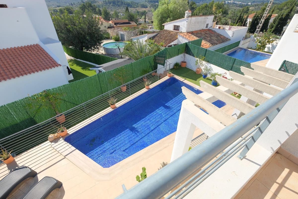 2 sypialnia Willa na sprzedaż w Alcalali / Alcanali z basenem garażem - 349 000 € (Ref: 10005977)