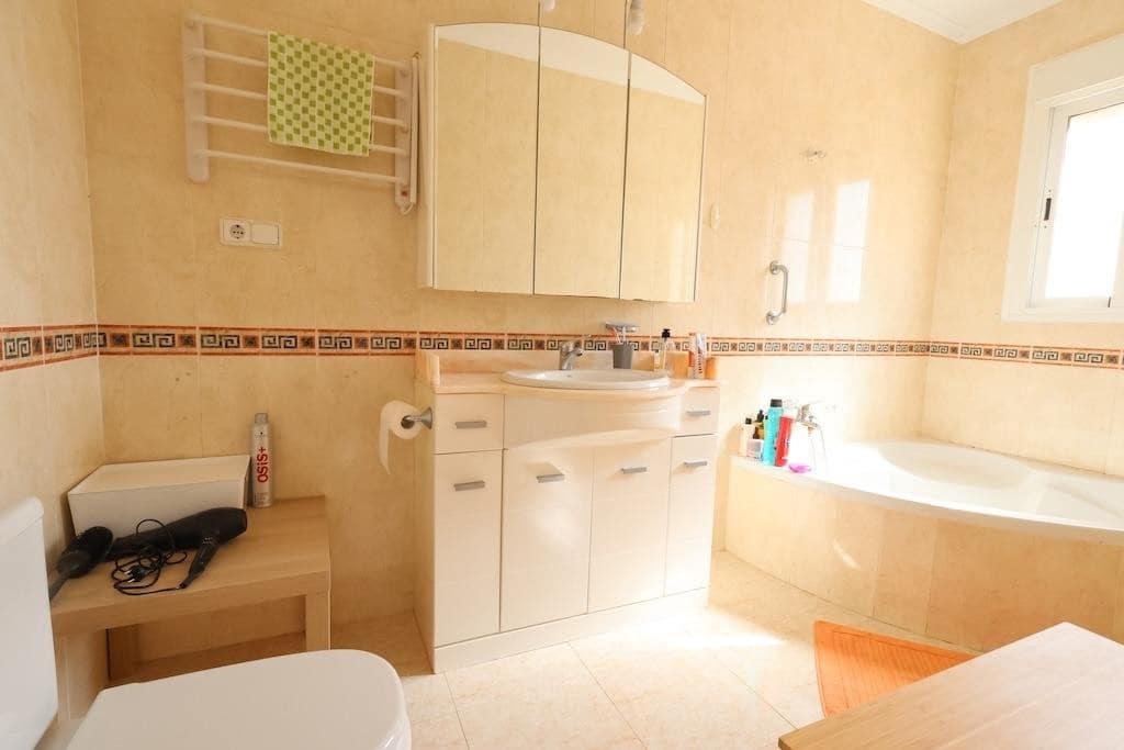 3 soverom Hus til salgs i Rojales med svømmebasseng garasje - € 340 000 (Ref: 10005980)