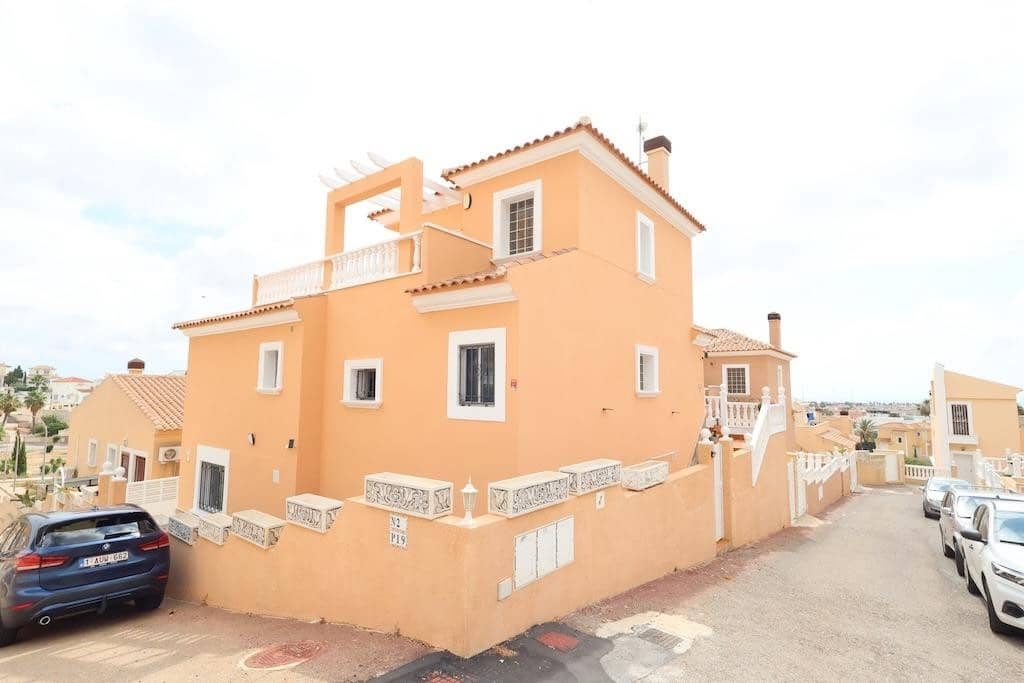 Chalet de 5 habitaciones en San Miguel de Salinas en venta con piscina garaje - 385.000 € (Ref: 10005981)