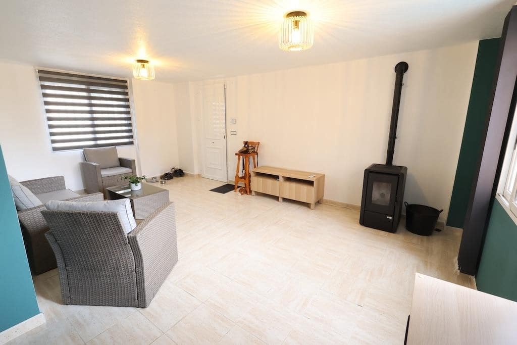 Chalet de 5 habitaciones en San Miguel de Salinas en venta con piscina garaje - 385.000 € (Ref: 10005981)