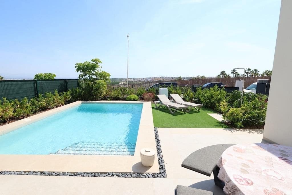 Chalet de 3 habitaciones en Algorfa en venta con piscina garaje - 510.000 € (Ref: 10005983)