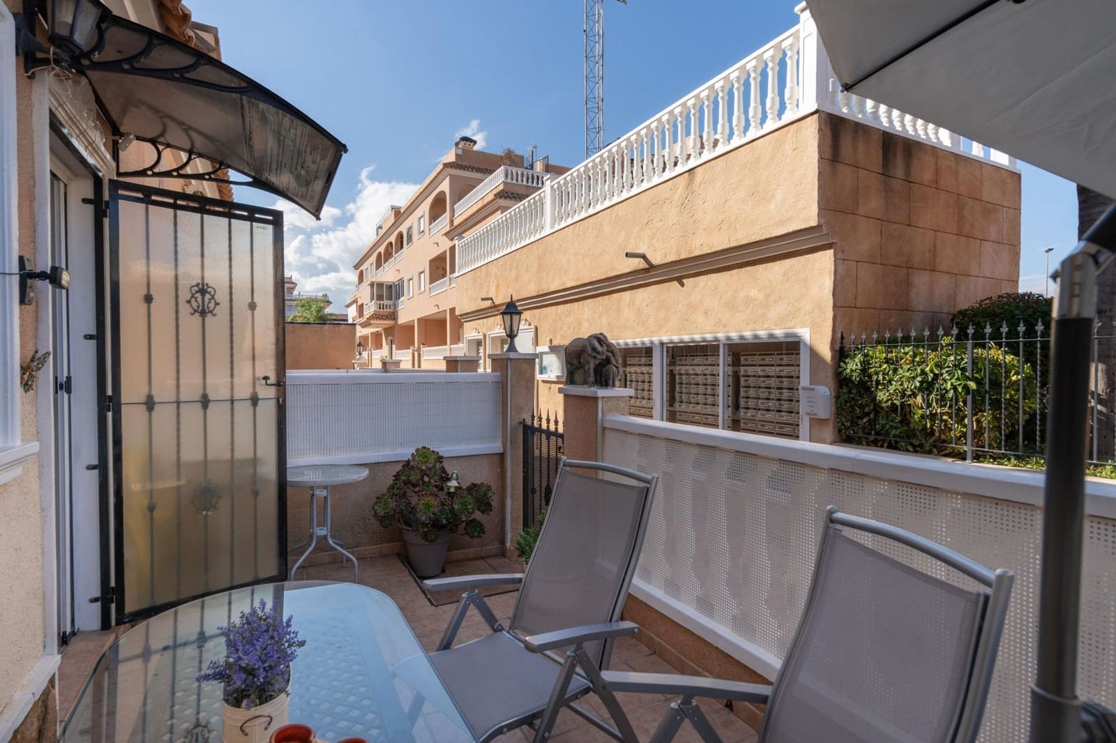 2 sypialnia Dom na sprzedaż w Orihuela Costa z basenem garażem - 211 500 € (Ref: 10009729)
