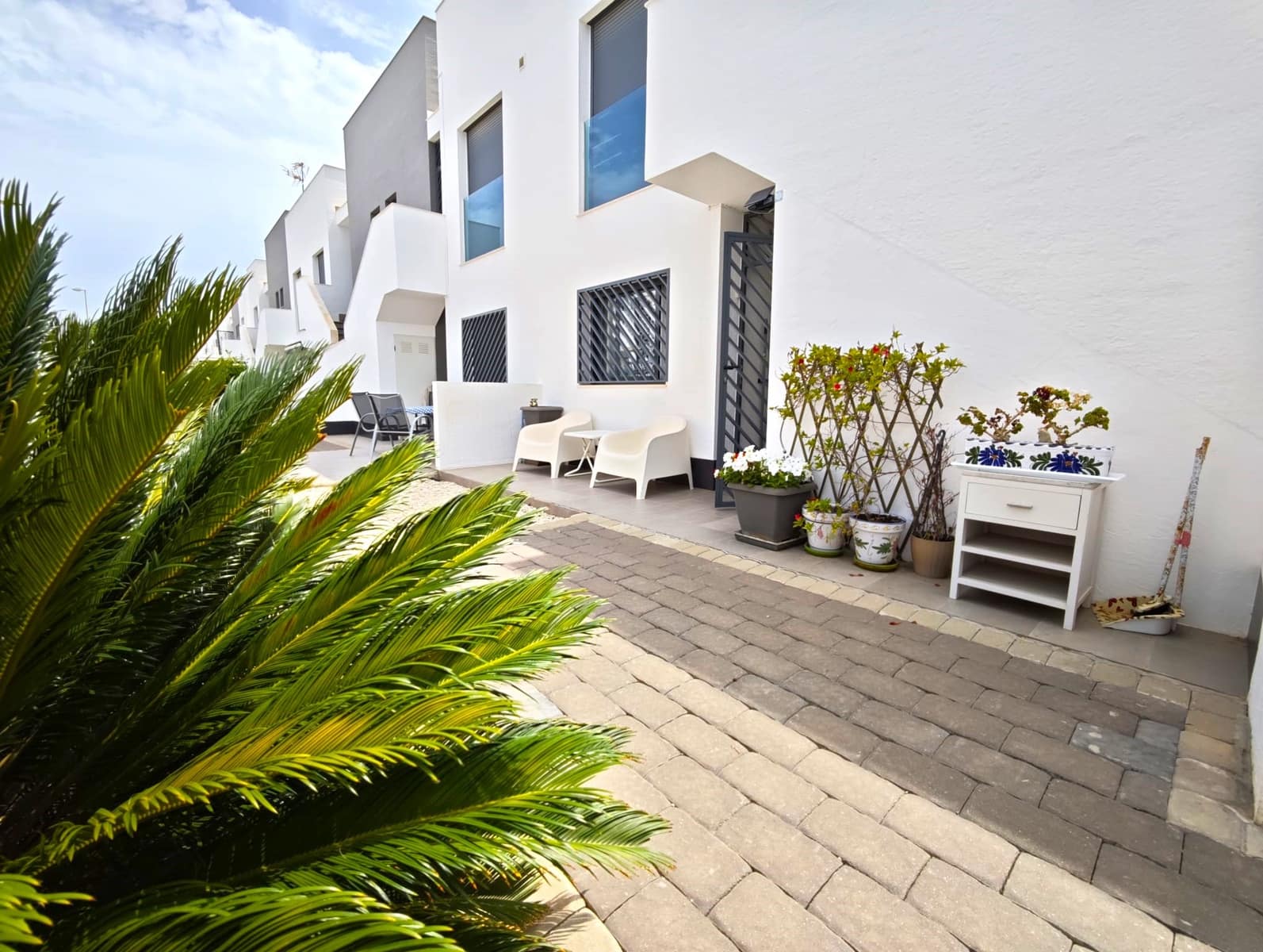 2 bedroom Apartment for sale in La Zenia with pool garage - € 267,500 (Ref: 10009733)