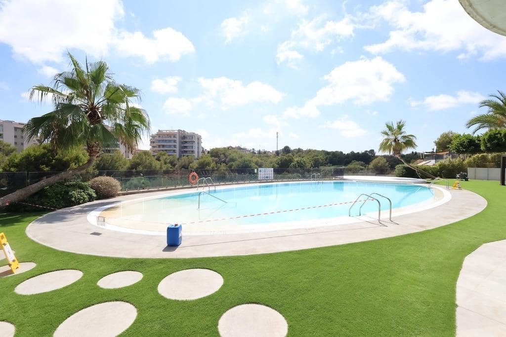 2 soveværelse Lejlighed til salg i Orihuela Costa med swimmingpool garage - € 289.000 (Ref: 10009736)