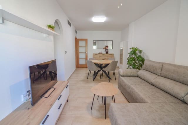 2 soveværelse Lejlighed til salg i Las Piscinas Naturales, Torrevieja med garage - € 209.900 (Ref: 10009737)