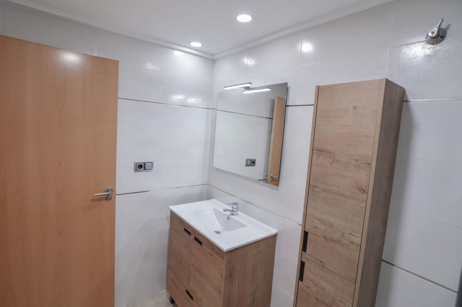 2 soveværelse Lejlighed til salg i Torrevieja med garage - € 209.900 (Ref: 10009737)